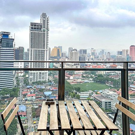 Summer Suites Klcc By Apartx Kuala Lumpur Bagian luar foto