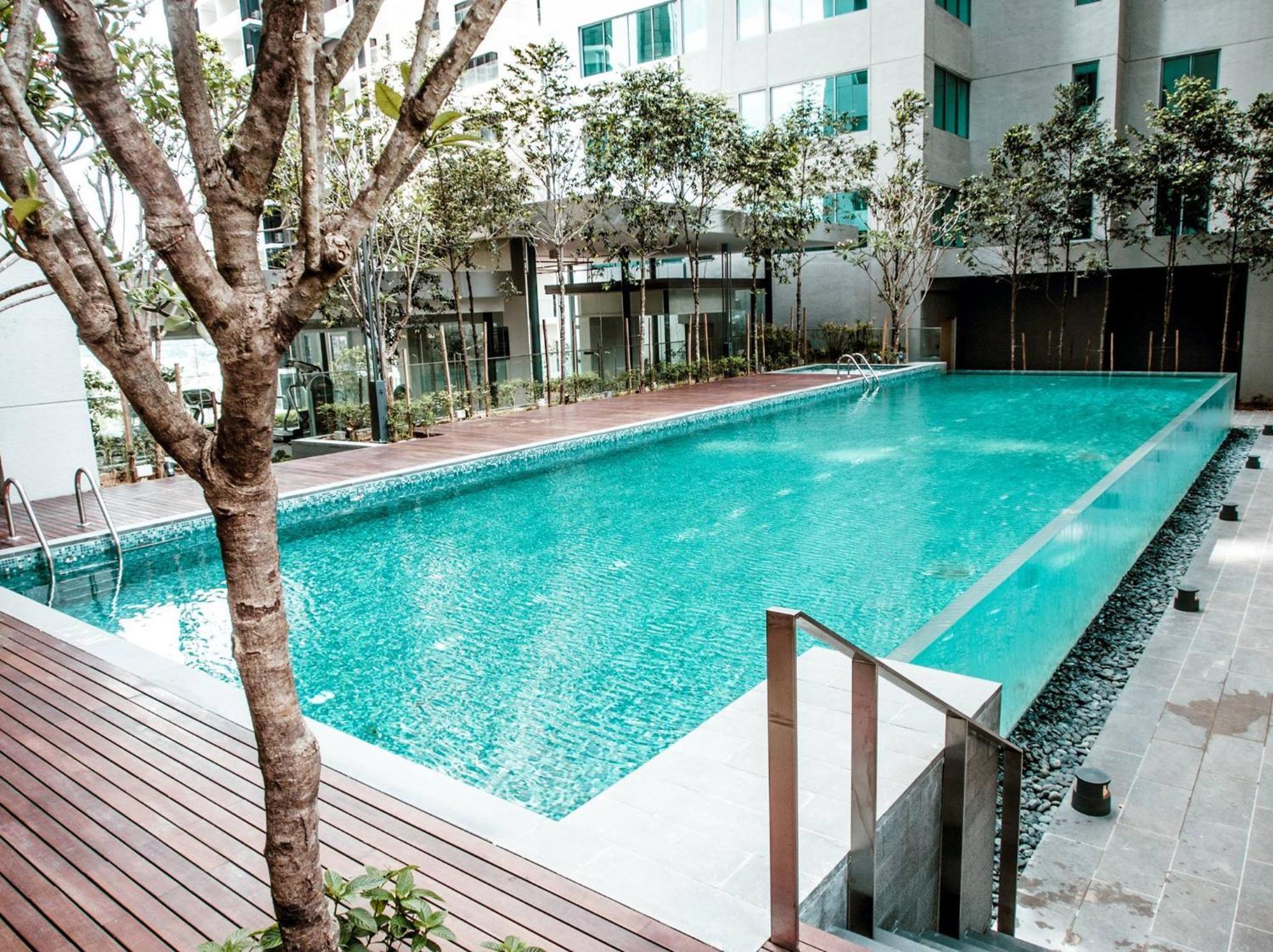 Summer Suites Klcc By Apartx Kuala Lumpur Bagian luar foto